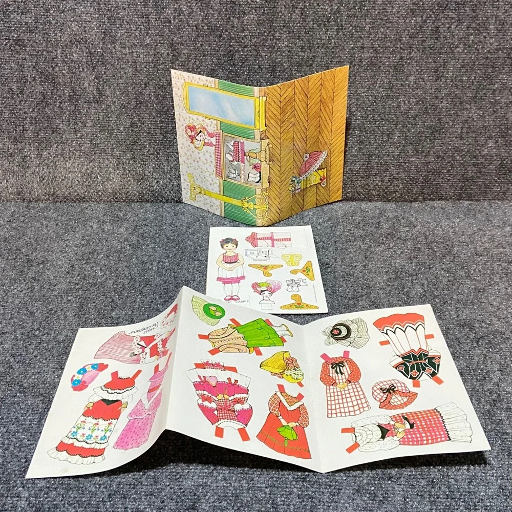 The Ginghams Paper Doll Play Set Carrie's Boutique Rainbow Works Vintage‎ 1970s